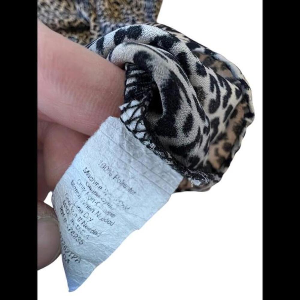 Renee C Chic Leopard Print Blouse - Versatile Casual Top - Picture 6 of 8